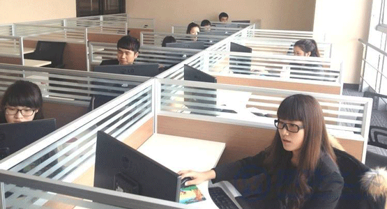 香蕉视频国产科技售中客服服务，客服部实拍图