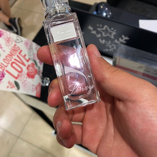 香水瓶香蕉视频你懂的打标机，永远值得收藏的礼物