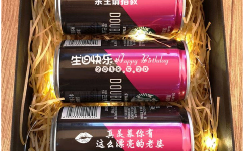 摊位上最吸引人的东西是什么？用小型香蕉视频你懂的雕刻机雕刻人物和肖像可行吗？